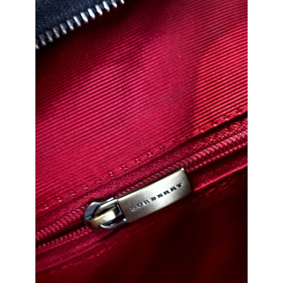 BURBERRY London Vintage Nova Check Coated Canvas Large Shoulder Bag - Picture 12 of 14